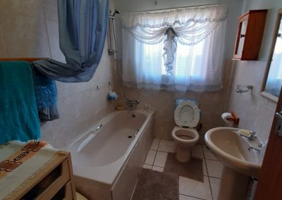 d1415a2e-27bc-4268-920d-694aa95ee804